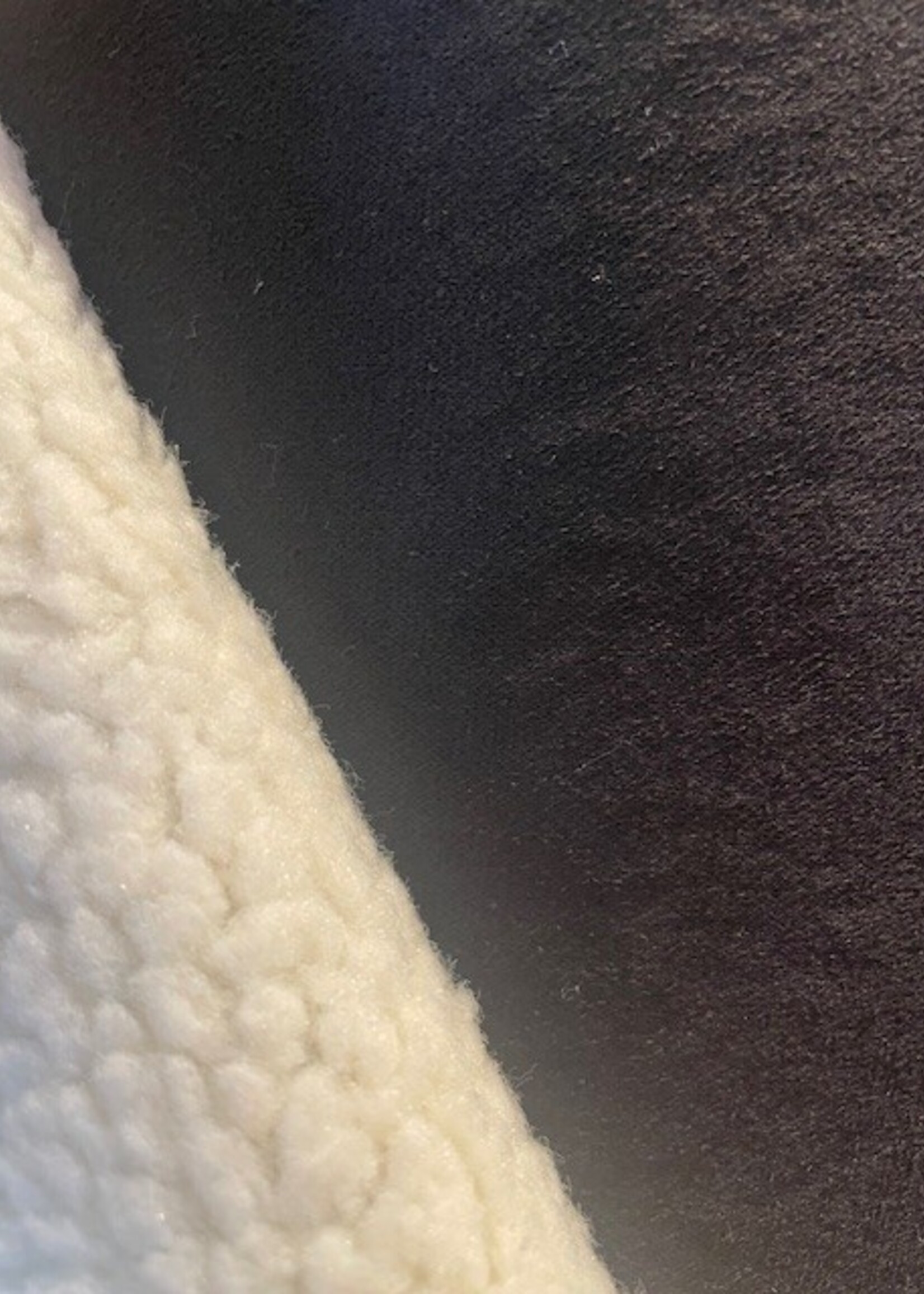 Katia ° Stof Dubbelzijdige Suède met Schapenvacht - KATIA Fabrics - Zwart