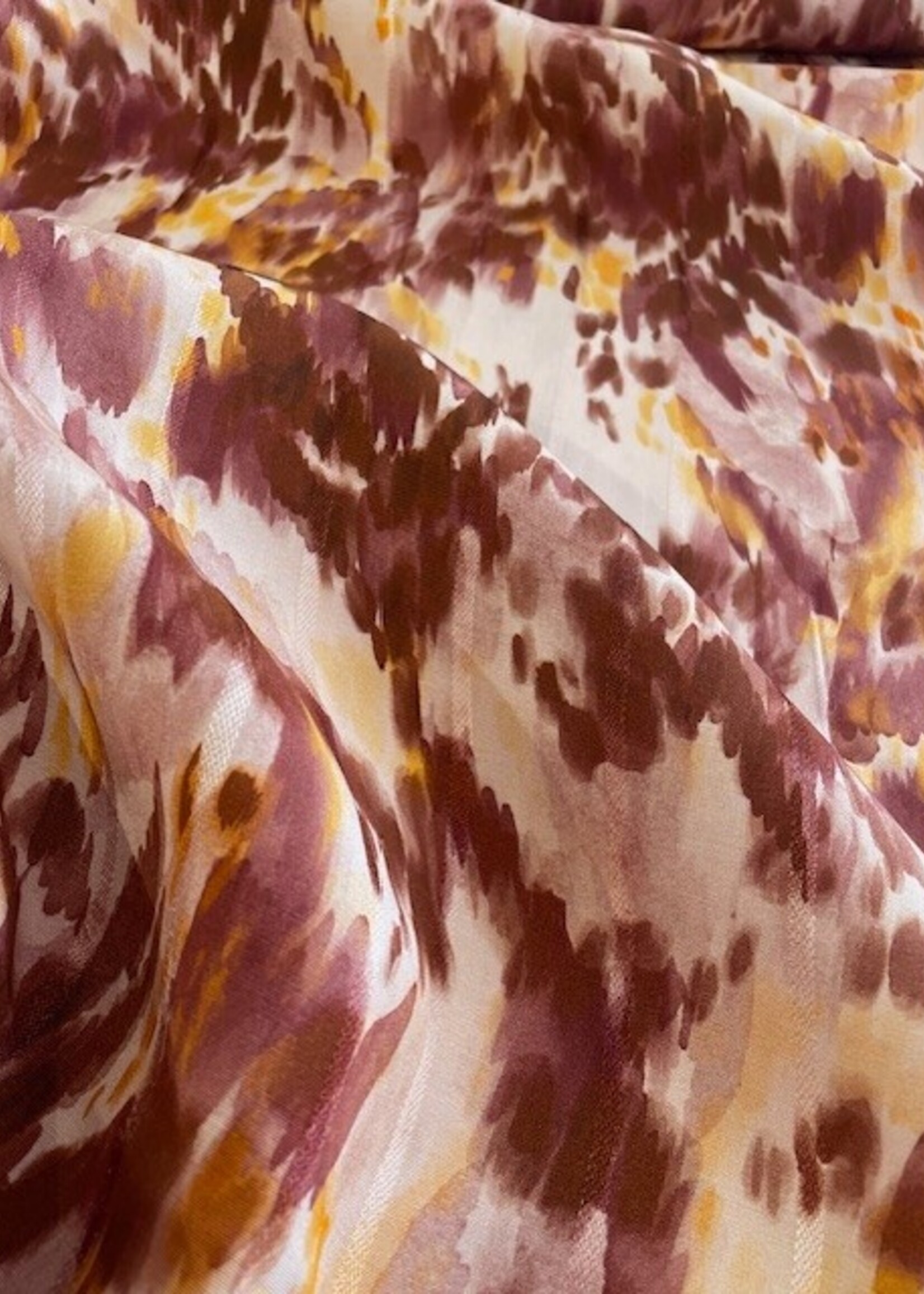 ° Soepelvallende Stof - Burgundy Blur