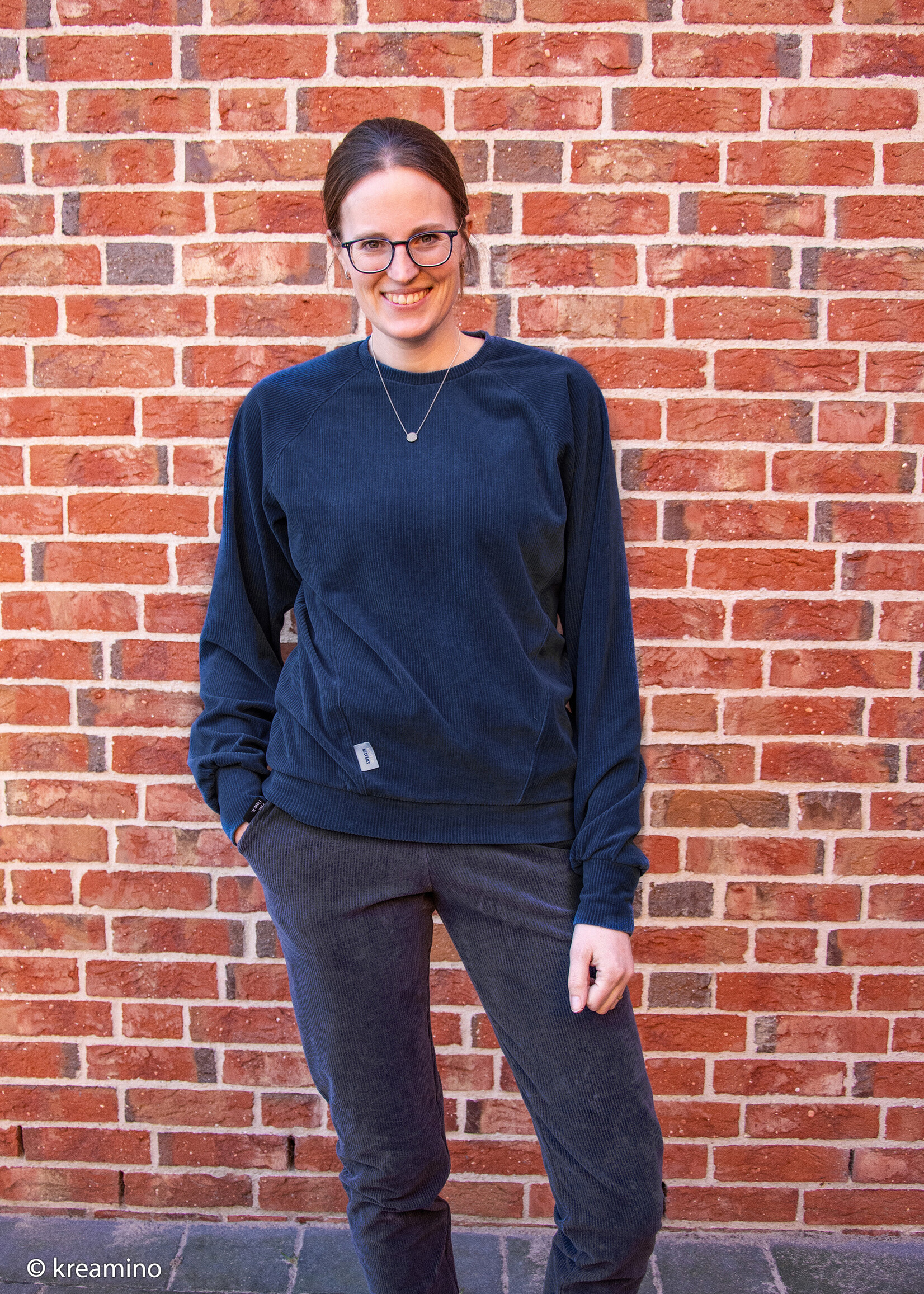 ° Stof Stretch Ribvelours / Corduroy (tricot) - Donkerblauw