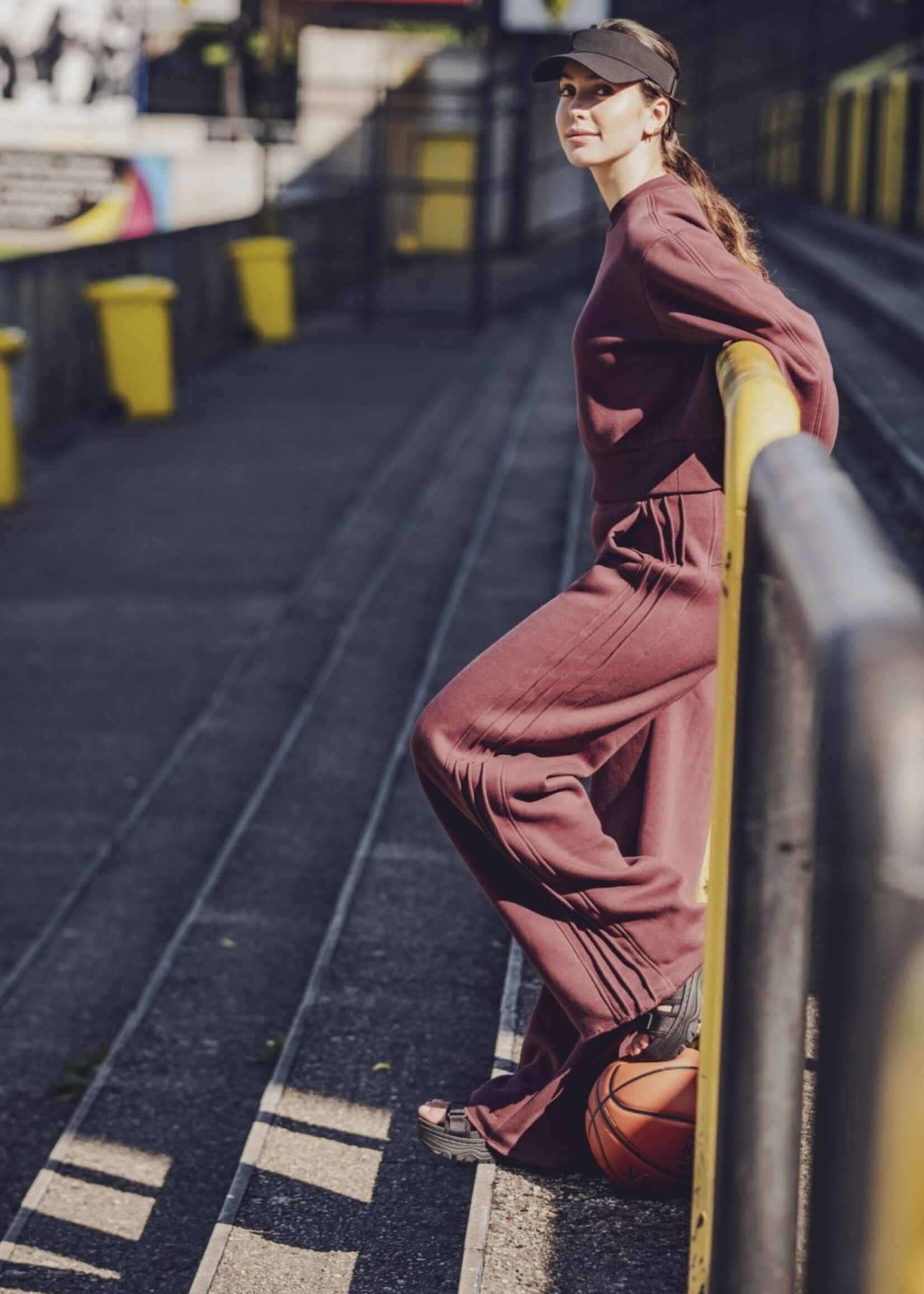 Fibre Mood ° Stof Jogging Sweater - FIBRE MOOD - FRITZI-ARYA-BOREAL - Aubergine