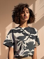 Light & Lush ° Soepelvallende Stof - Light & Lush - Flowers Black