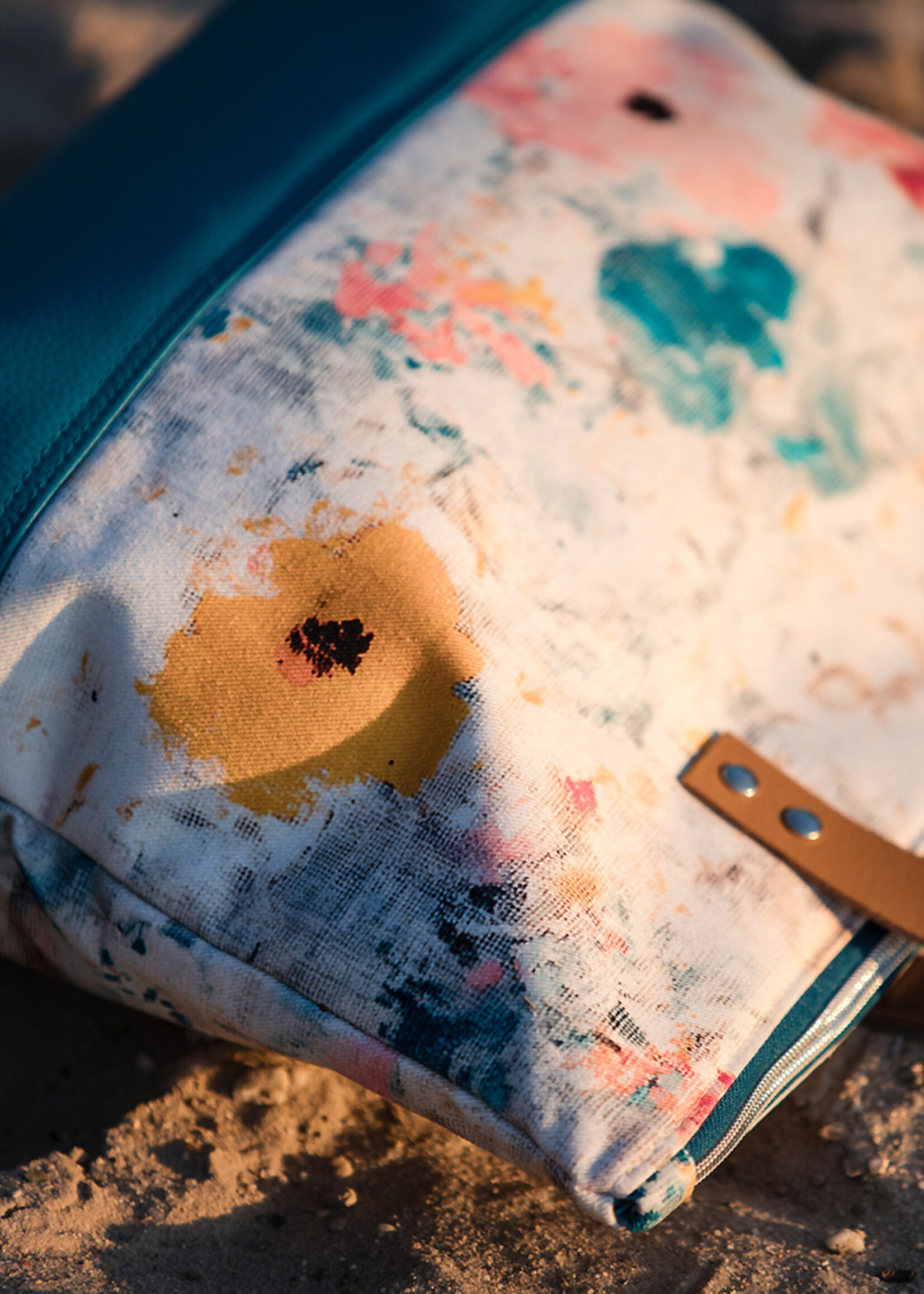 See You at Six ° Stof Canvas Gabardine Twill - See You at Six - Roses on Canvas