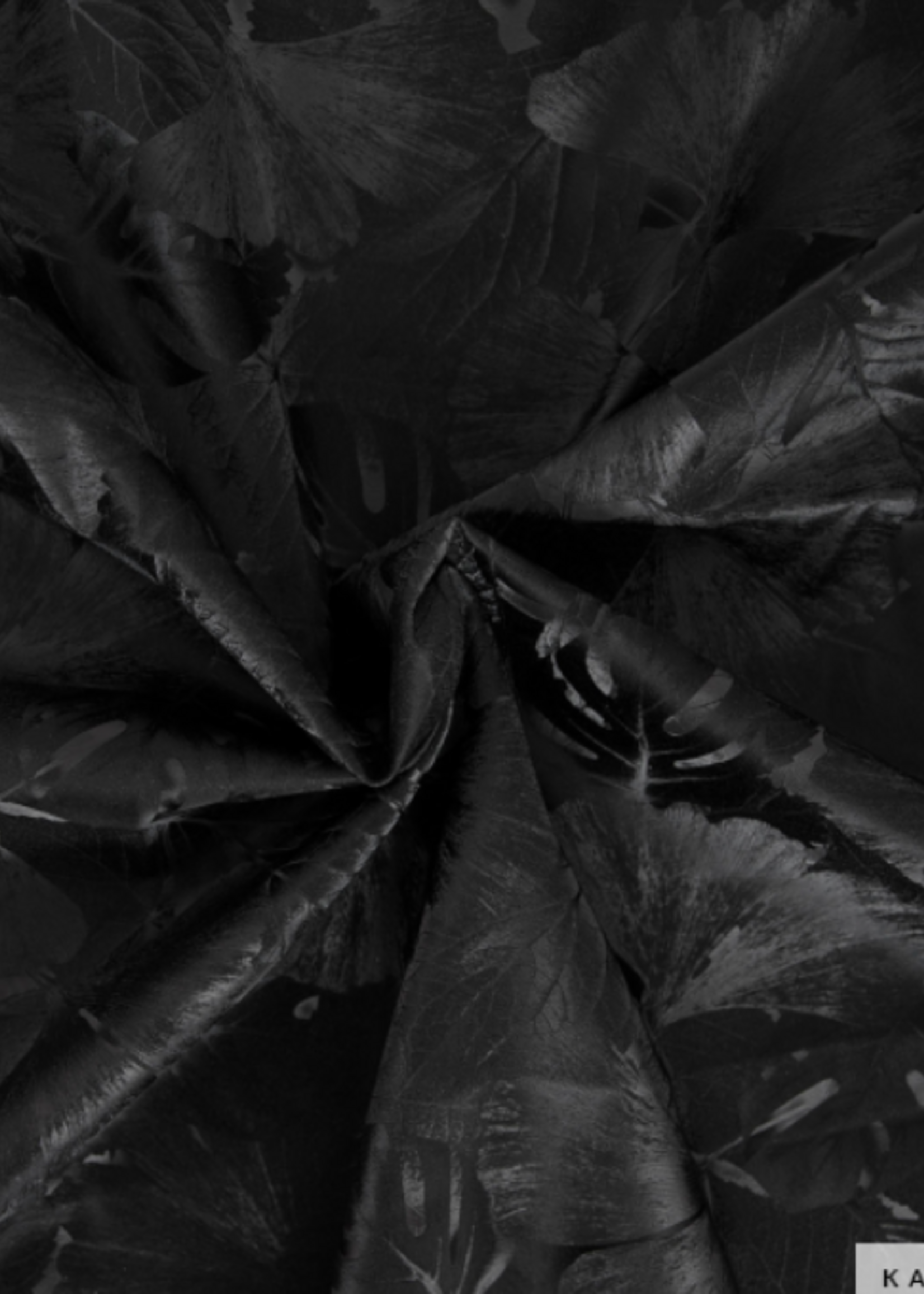 Katia ° Stof Peachskin - Leaves - Zwart