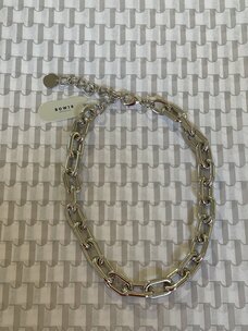 Bow19 Samantha Necklace Silver