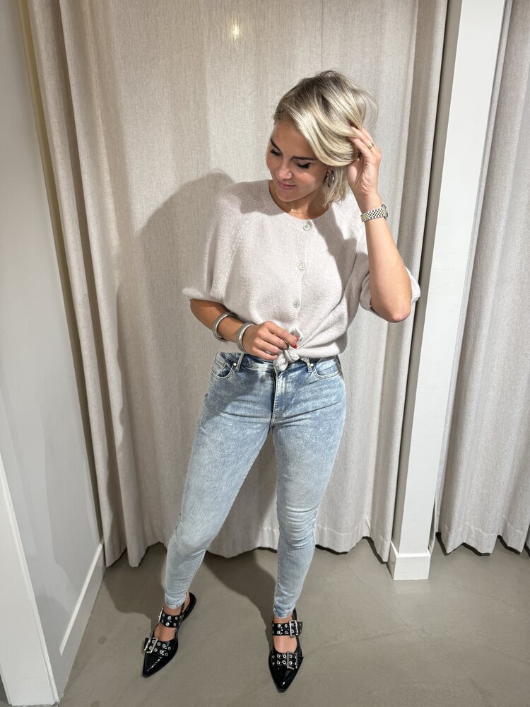 Raizzed Blossom RD03 Light Blue Stone