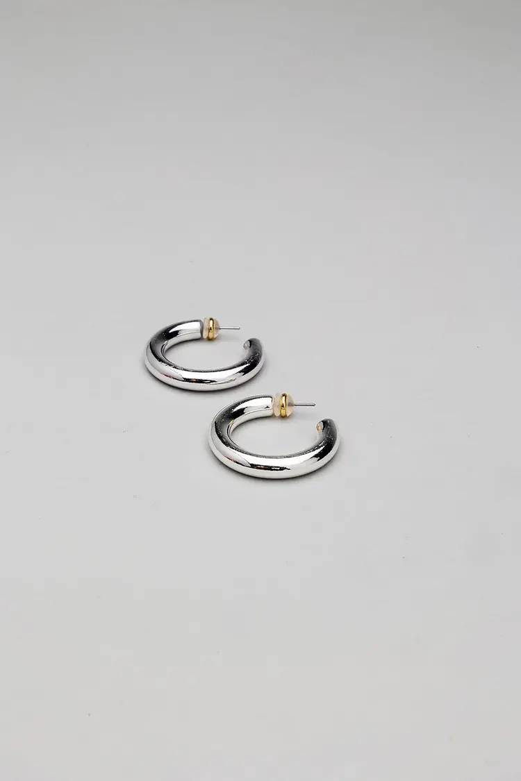 Bow19 Samantha Silver Hoops S