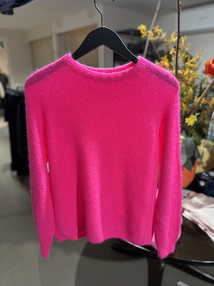 Just be Jolie Lucy Alpaca Sweater Neon Pink