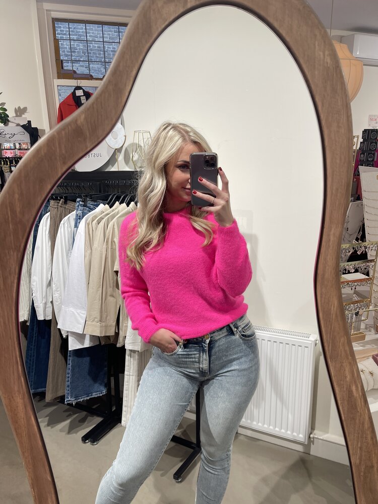 Just be Jolie Lucy Alpaca Sweater Neon Pink