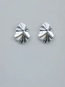 Bow19 Lip Earrings Silver S