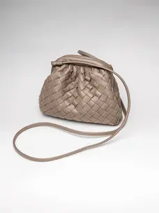 Bow19 Dumpling Bag Braided Taupe