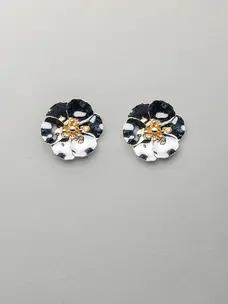 Bow19 Flower Small Earrings Silver