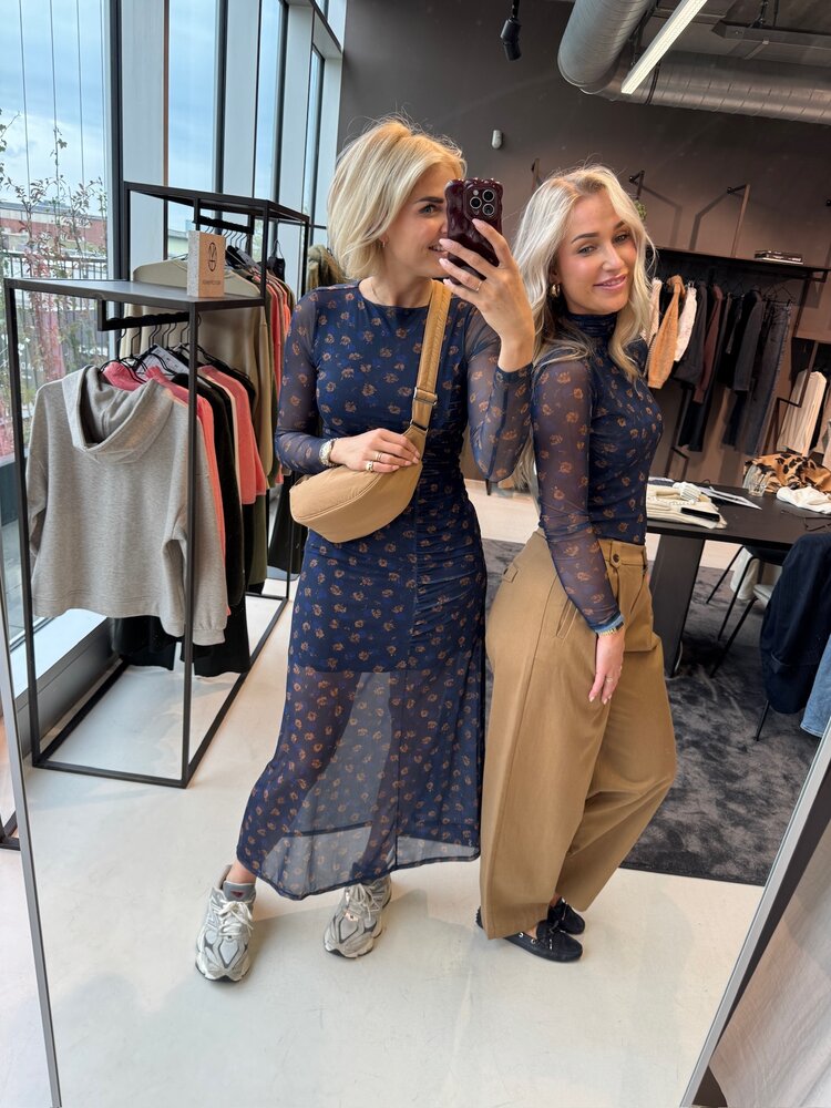 MSCH Ginie Illenora Dress Aop Mari Blue Flwr