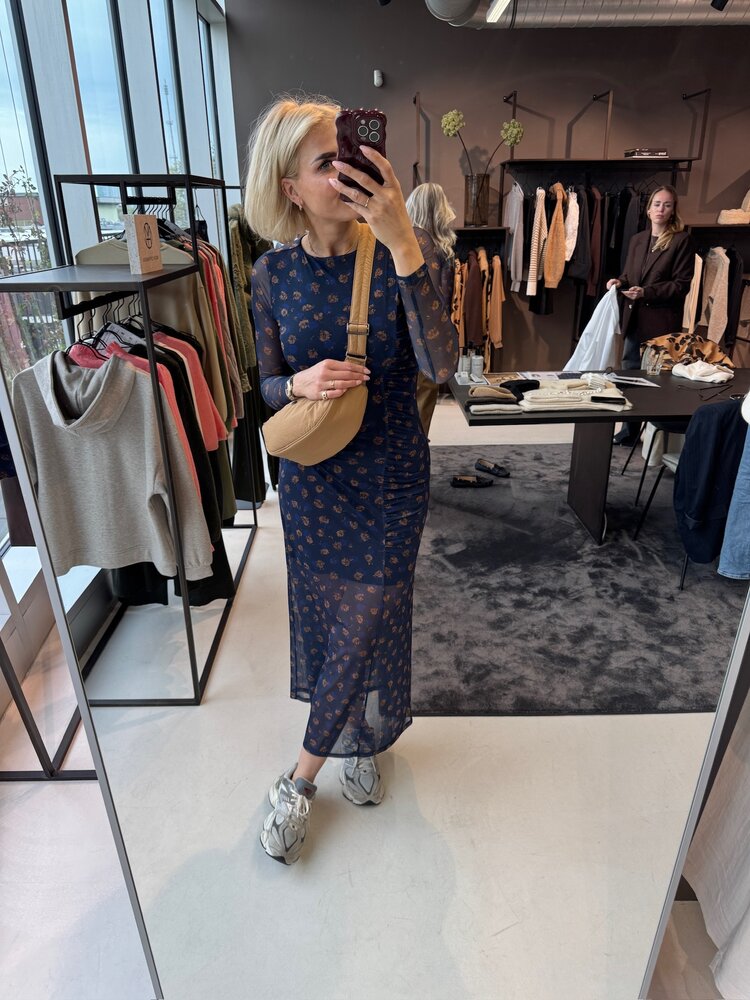 MSCH Ginie Illenora Dress Aop Mari Blue Flwr