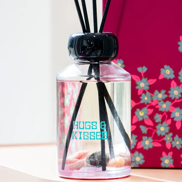 The Gift Label Reed Diffuser 200ml - Hugs & Kisses