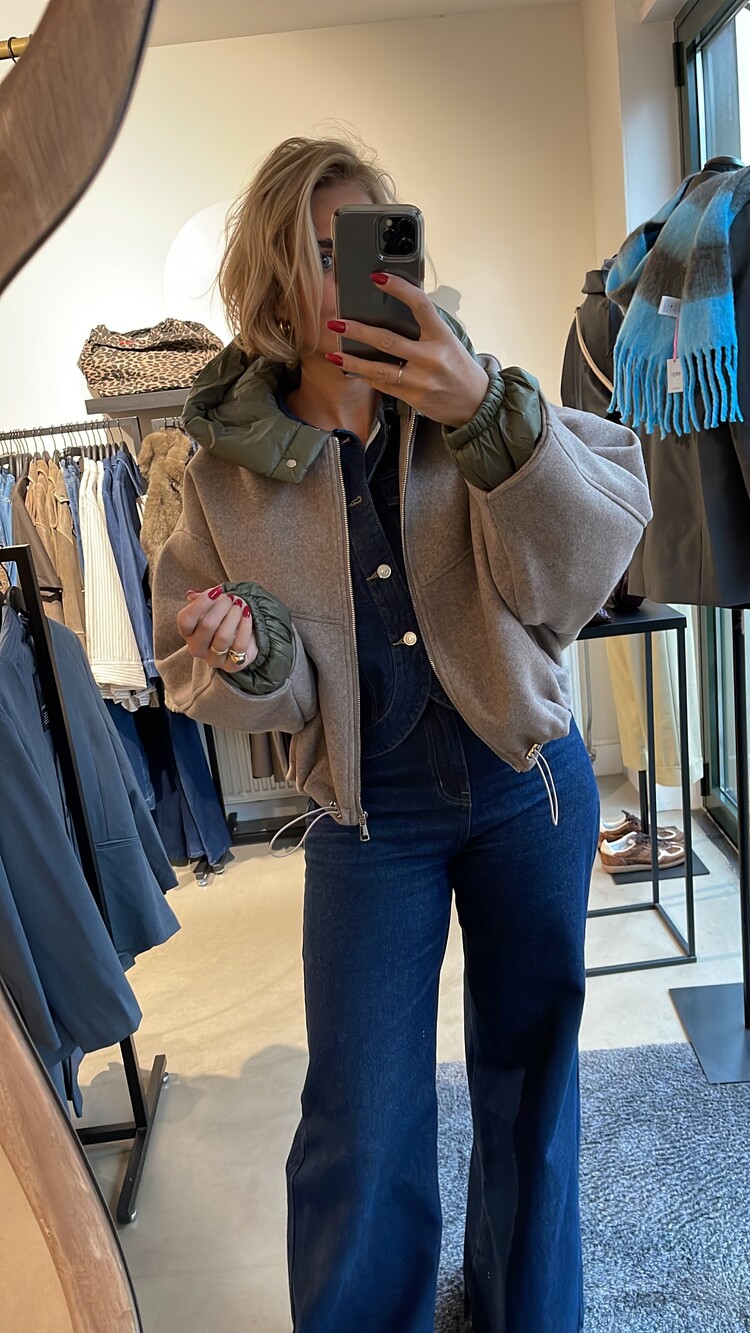 Just be Jolie Sarah Bomber Jacket Taupe