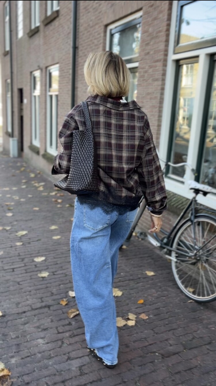 Just be Jolie Robby Ruit Blouse Coffee