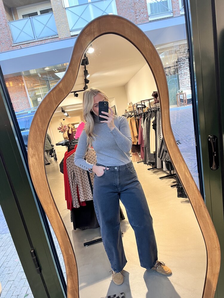 Just be Jolie Amanda Coltrui Grey