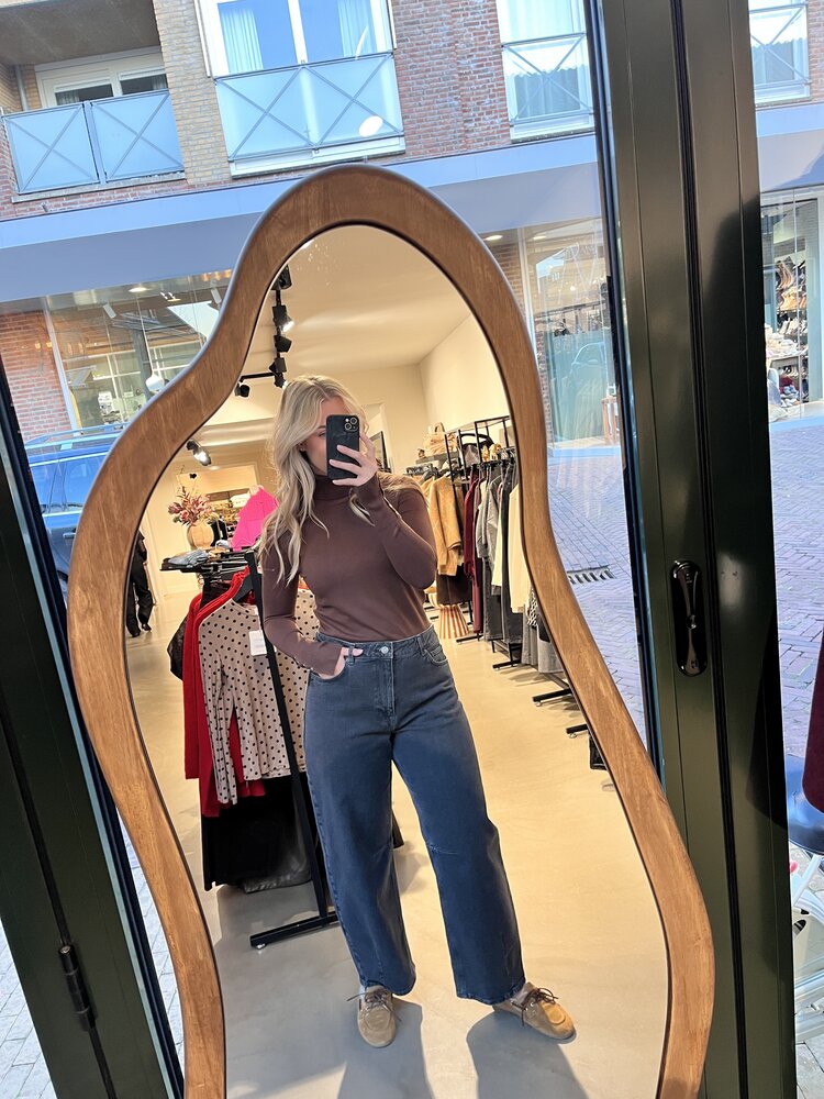 Just be Jolie Amanda Coltrui Brown