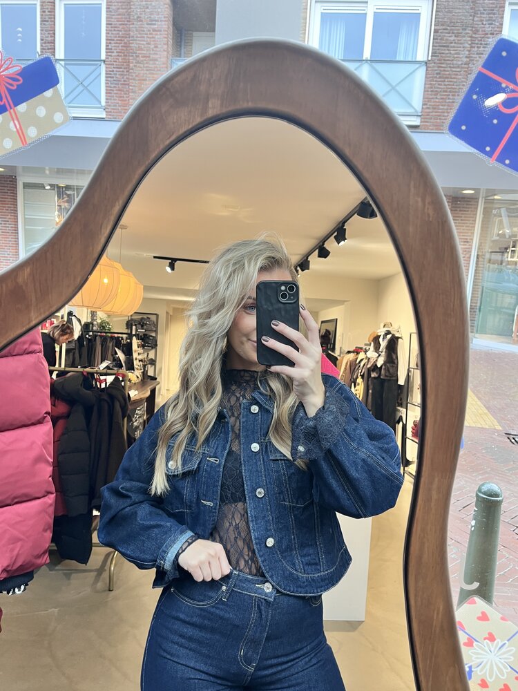 Just be Jolie Annabelle Lace Top Marine