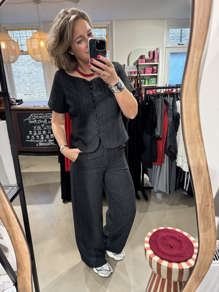 Neo Noir Tango Boucle Top Black