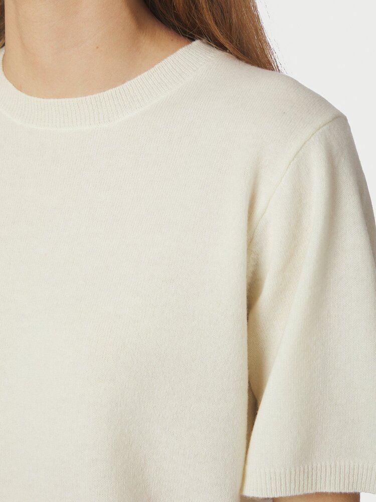 Neo Noir Missy Knit Tee Creme