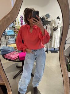 Just be Jolie Jill Blouse Cherry Red