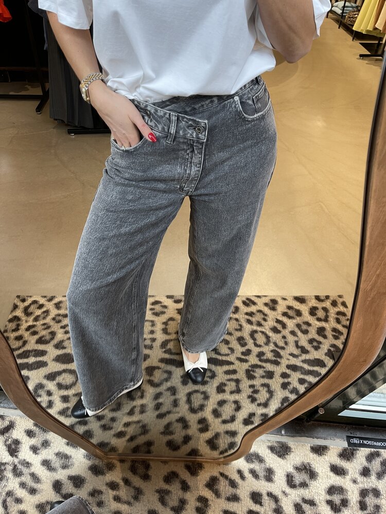 Just be Jolie Fenny Asymetric Zip Jeans Grey