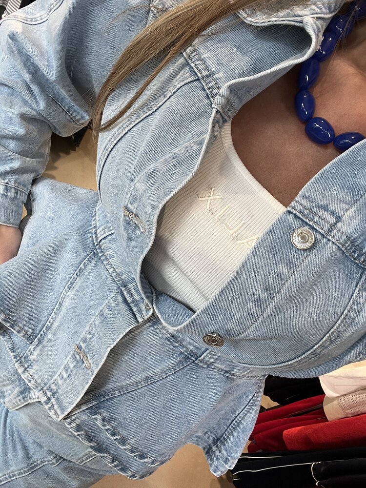 Loavies The Light Between Souls