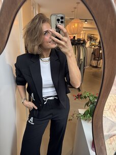 Alix The Label Ladies Woven Flowy Cropped A Blazer Black