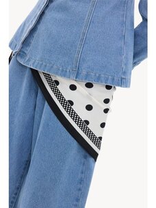 Loavies Frozen In Thought