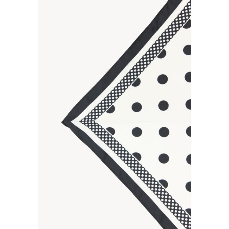 Loavies Frozen In Thought