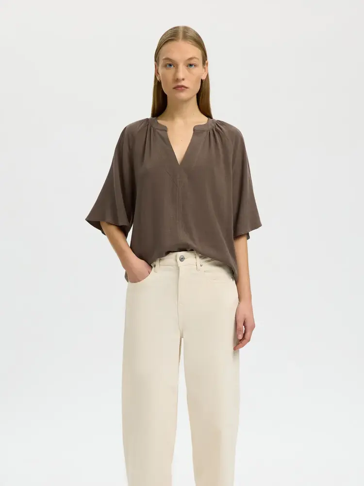 Selected Femme Viva 2/4 V-Neck Linen Blend Top Noos Sandshell