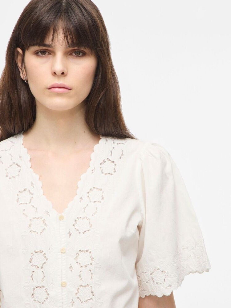 Rouge Edit Uamory 2/4 V-Neck Top/1 Cloud Dancer