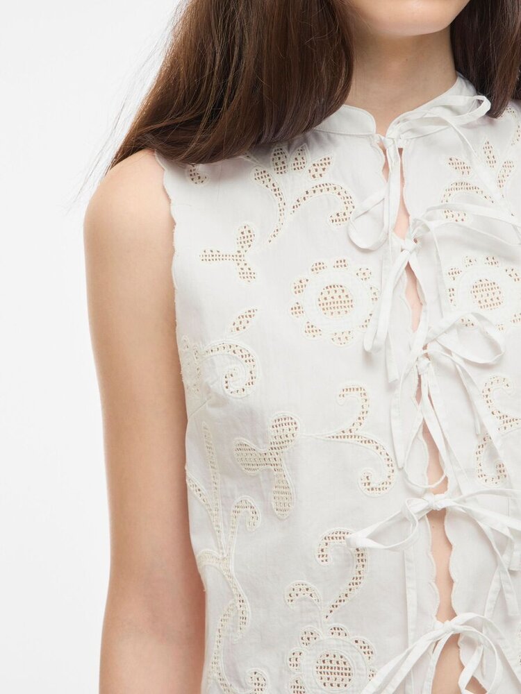 Rouge Edit Ameline S/L China Collar Top/1 Cloud Dancer