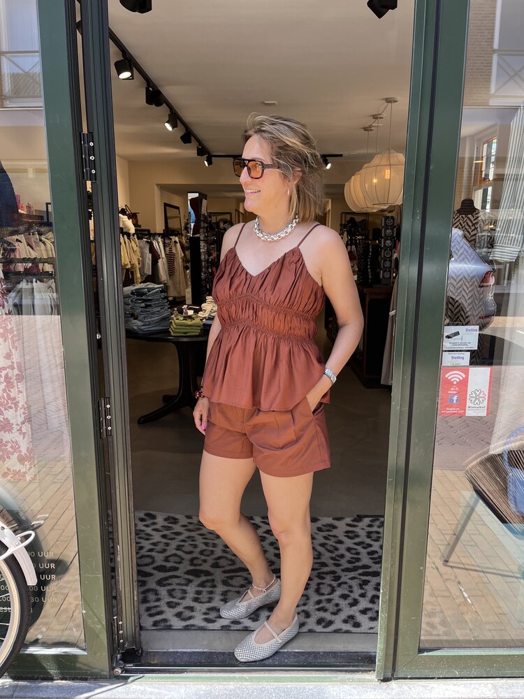 Selected Femme Barrel Carmen HW Cropped Pant Cherry Mahogany