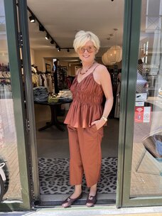 Selected Femme Barrel Carmen HW Cropped Pant Cherry Mahogany
