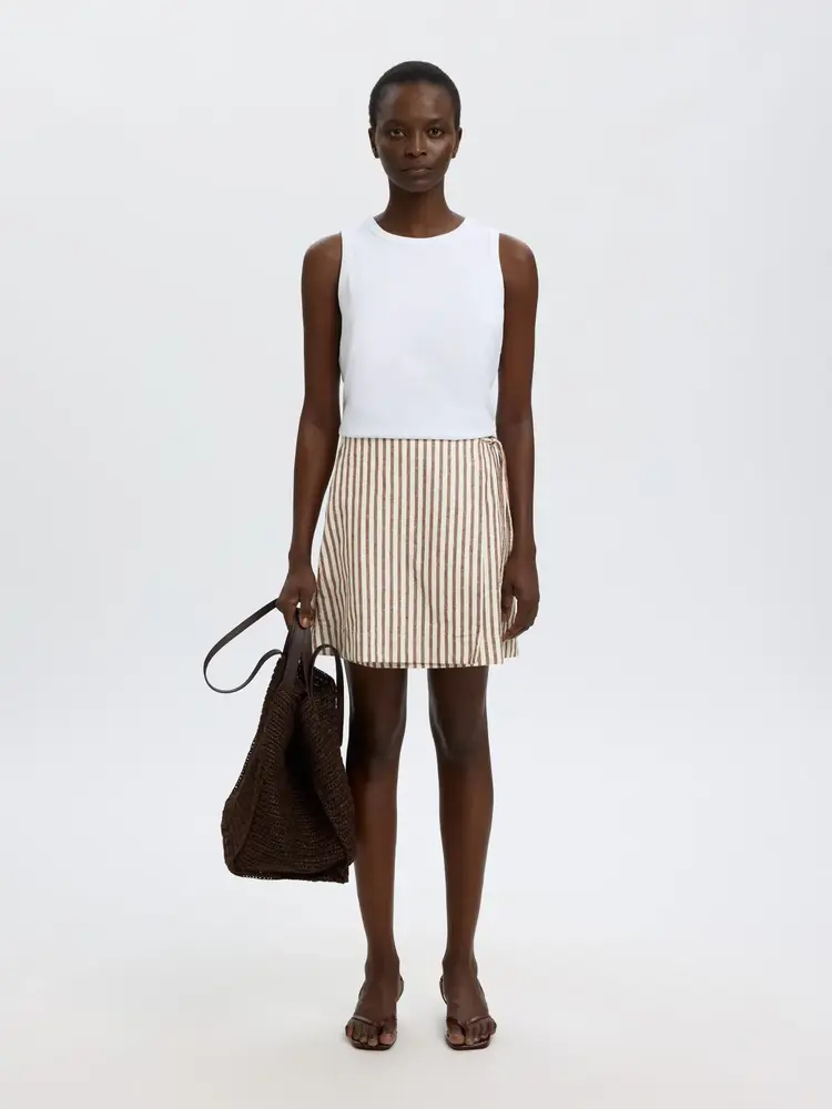 Selected Femme Johanne MW Short Wrap Skirt B Egret/Cherry Mah