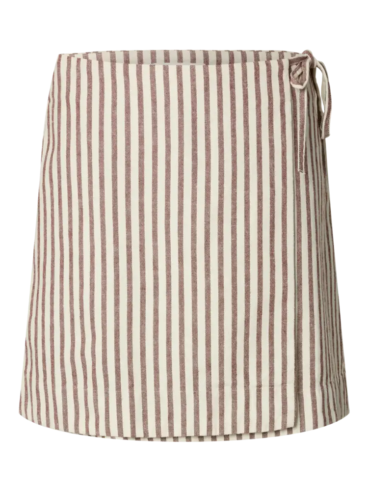 Selected Femme Johanne MW Short Wrap Skirt B Egret/Cherry Mah