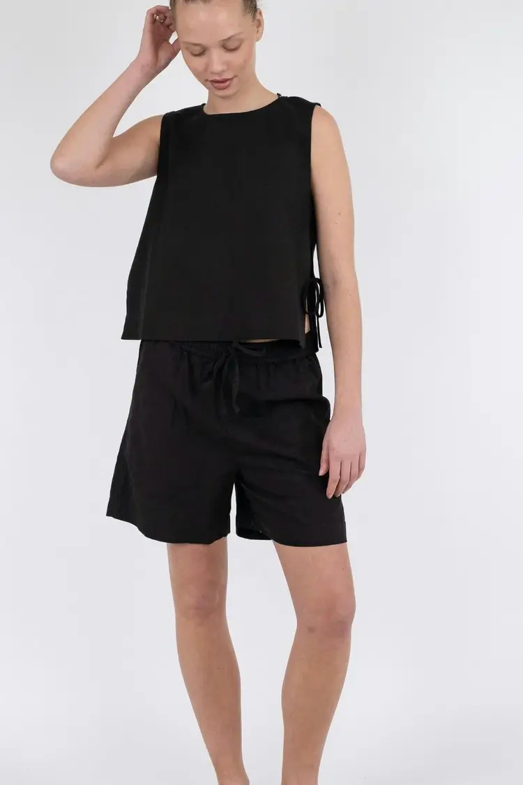 Neo Noir Svetlana Linen Top Black
