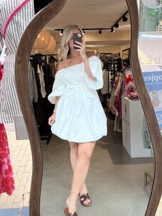 Just be Jolie Roxy White