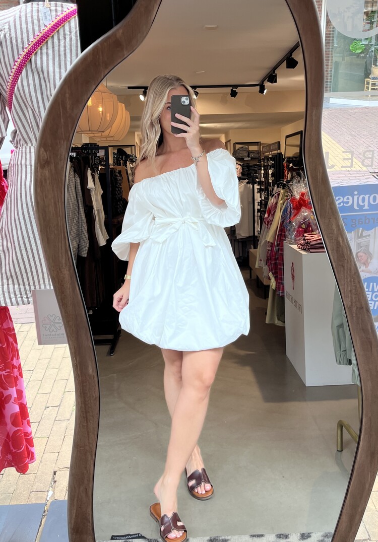Just be Jolie Roxy White