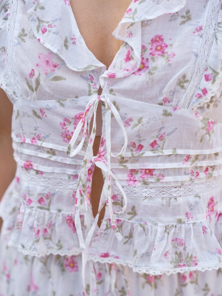 Neo Noir Netails Spring Flower Top Off White