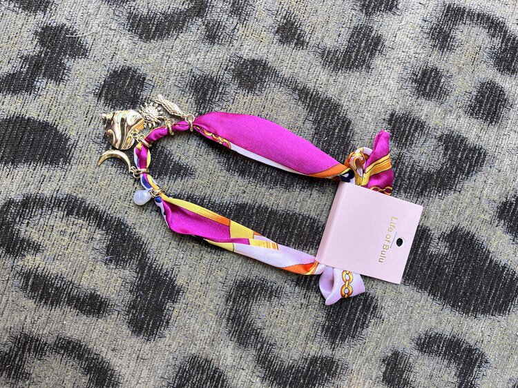 Bulu Brands Yara Scarf Necklace Fuchsia