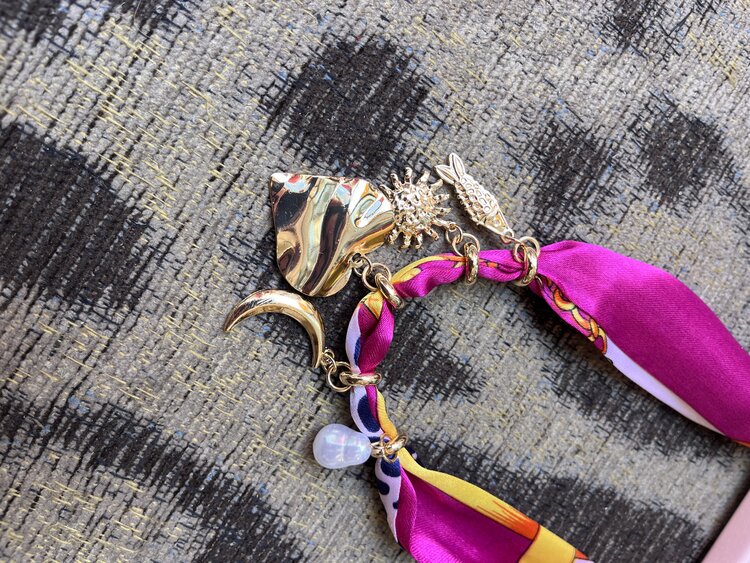 Bulu Brands Yara Scarf Necklace Fuchsia