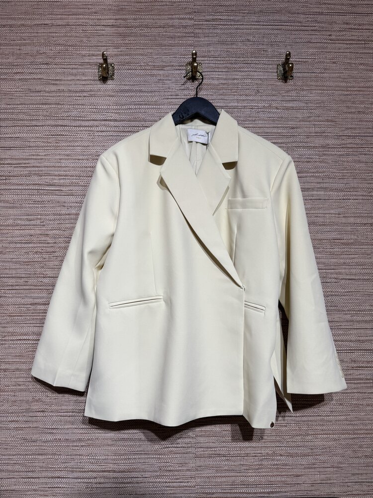 Just be Jolie Jasmiin Blazer Yellow