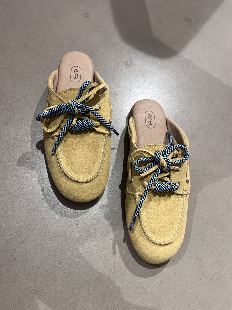 Just be Jolie Loafer Lou Butter Yellow