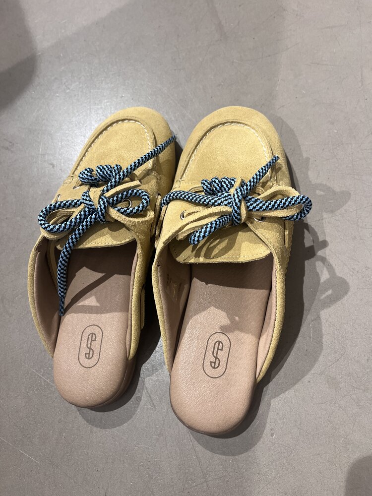 Just be Jolie Loafer Lou Butter Yellow