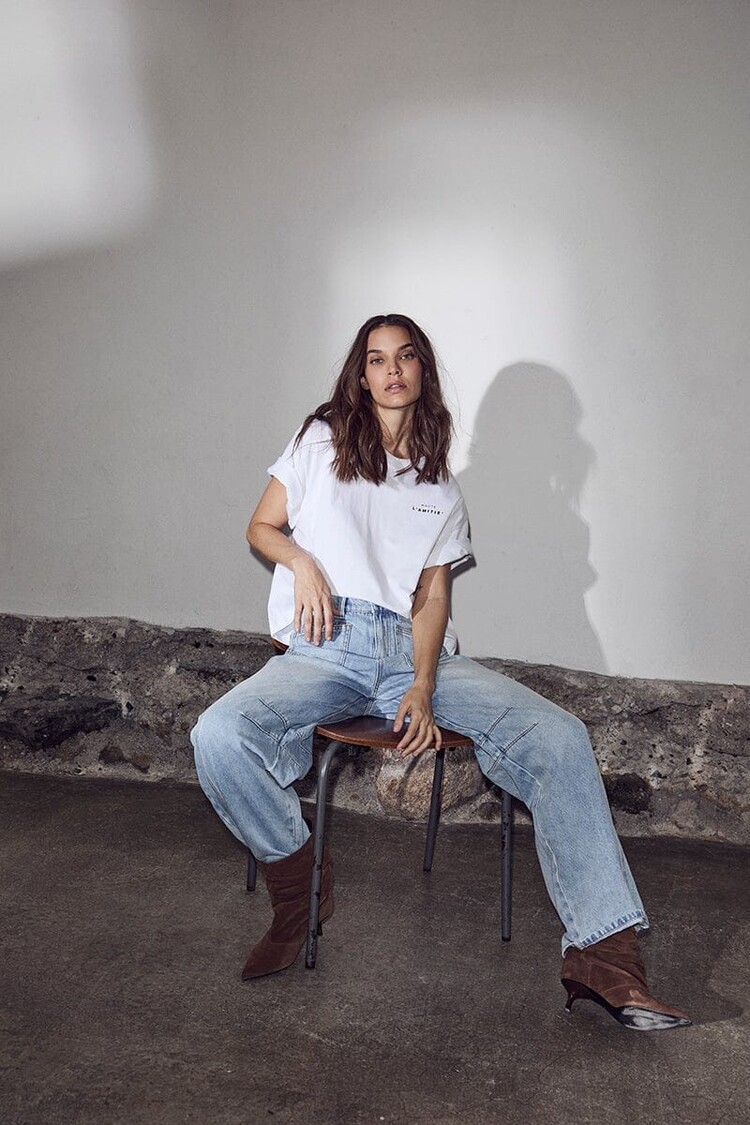 Haute L'Amitié Barrel Front Pocket Jeans Bleached Denim