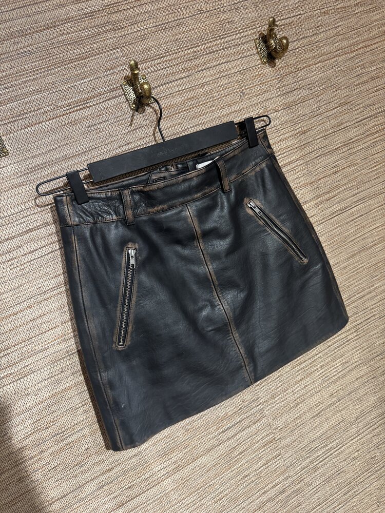 Haute L'Amitié Used Leather Crop Skirt Mocca