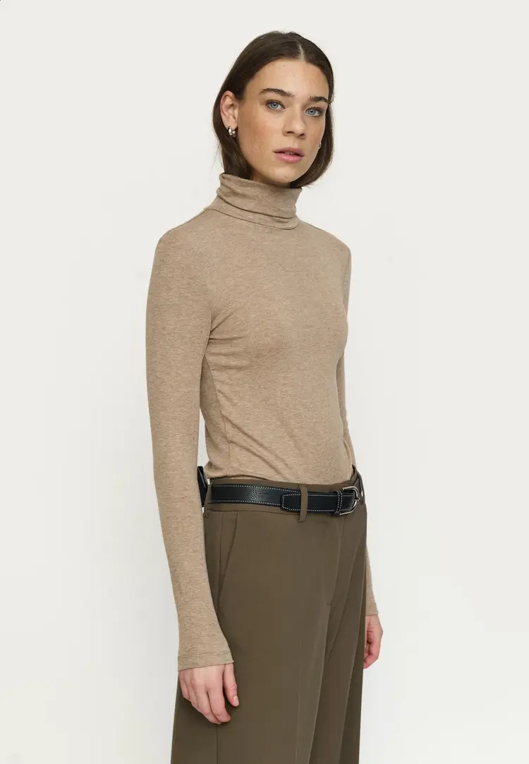 Soft Rebels Roman Roll Neck Silver Mink Melange